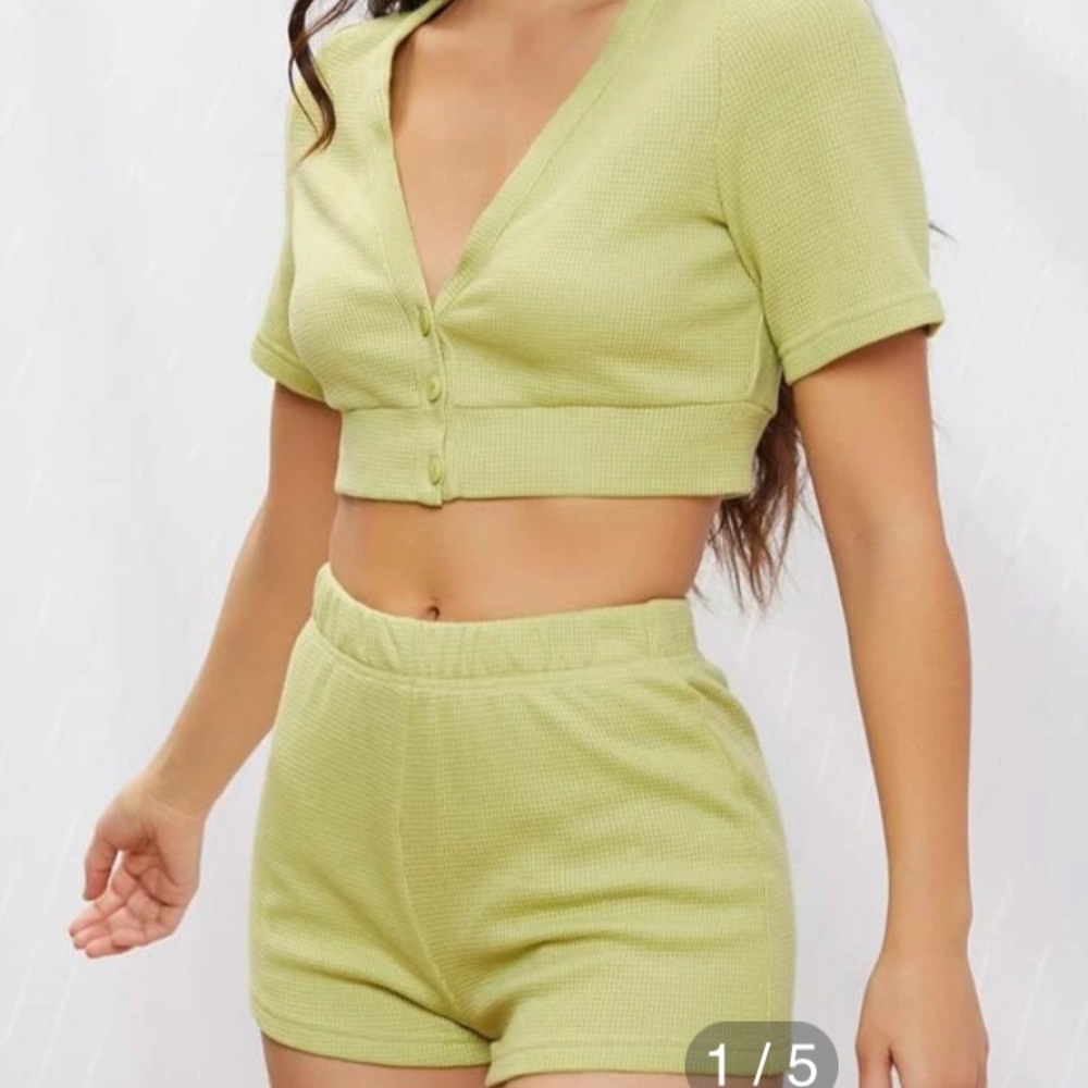 Green matching set!